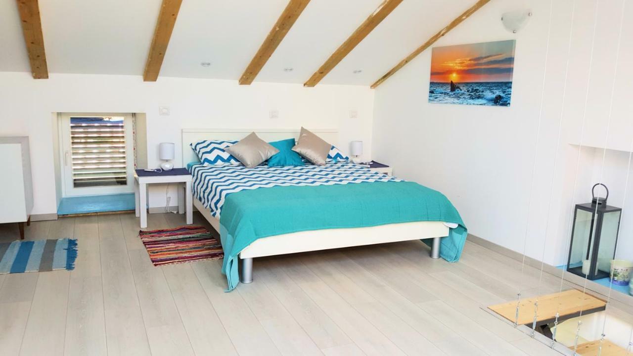 Apartment Vrbenka Vrbnik Luaran gambar