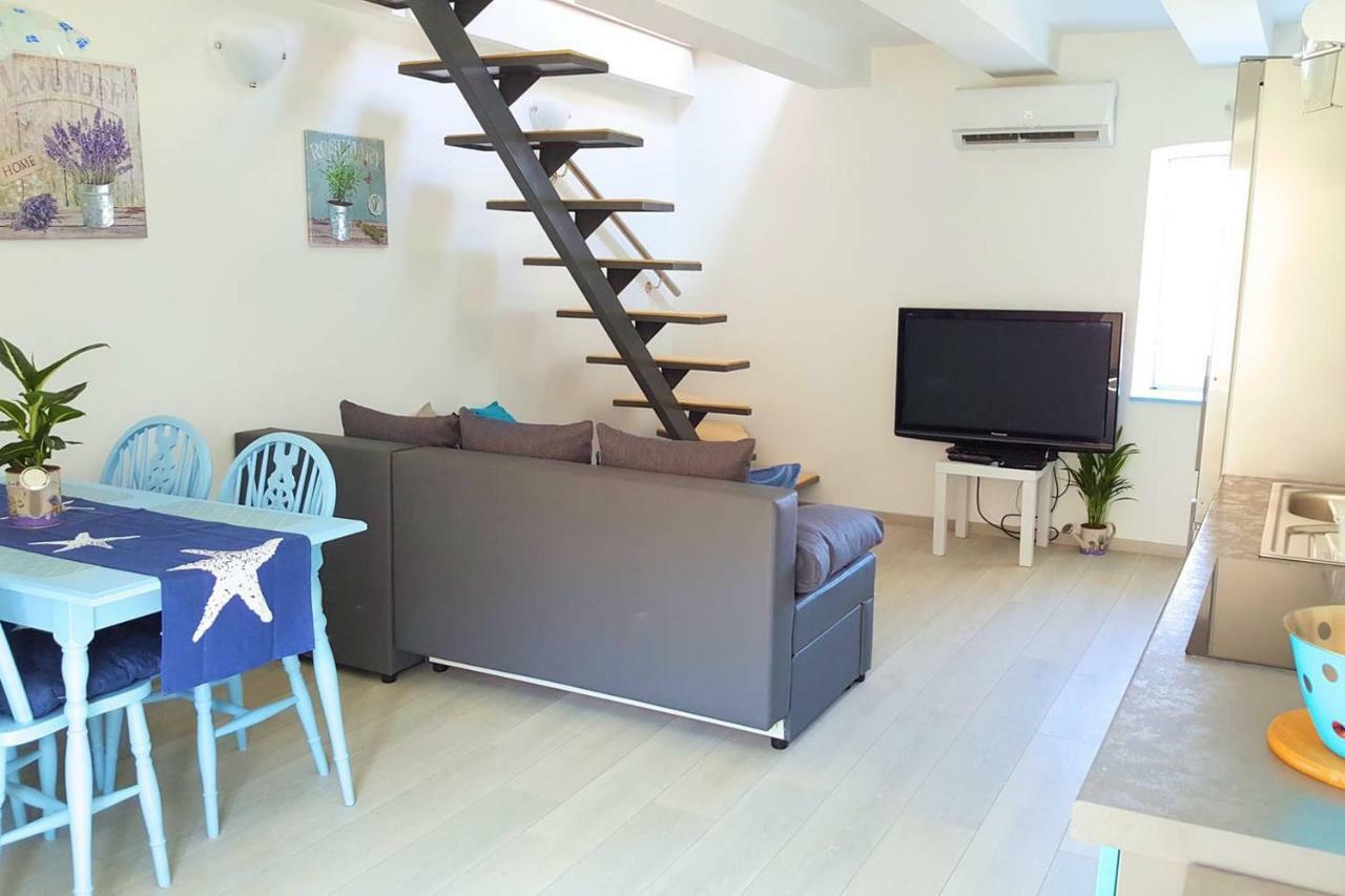 Apartment Vrbenka Vrbnik Luaran gambar