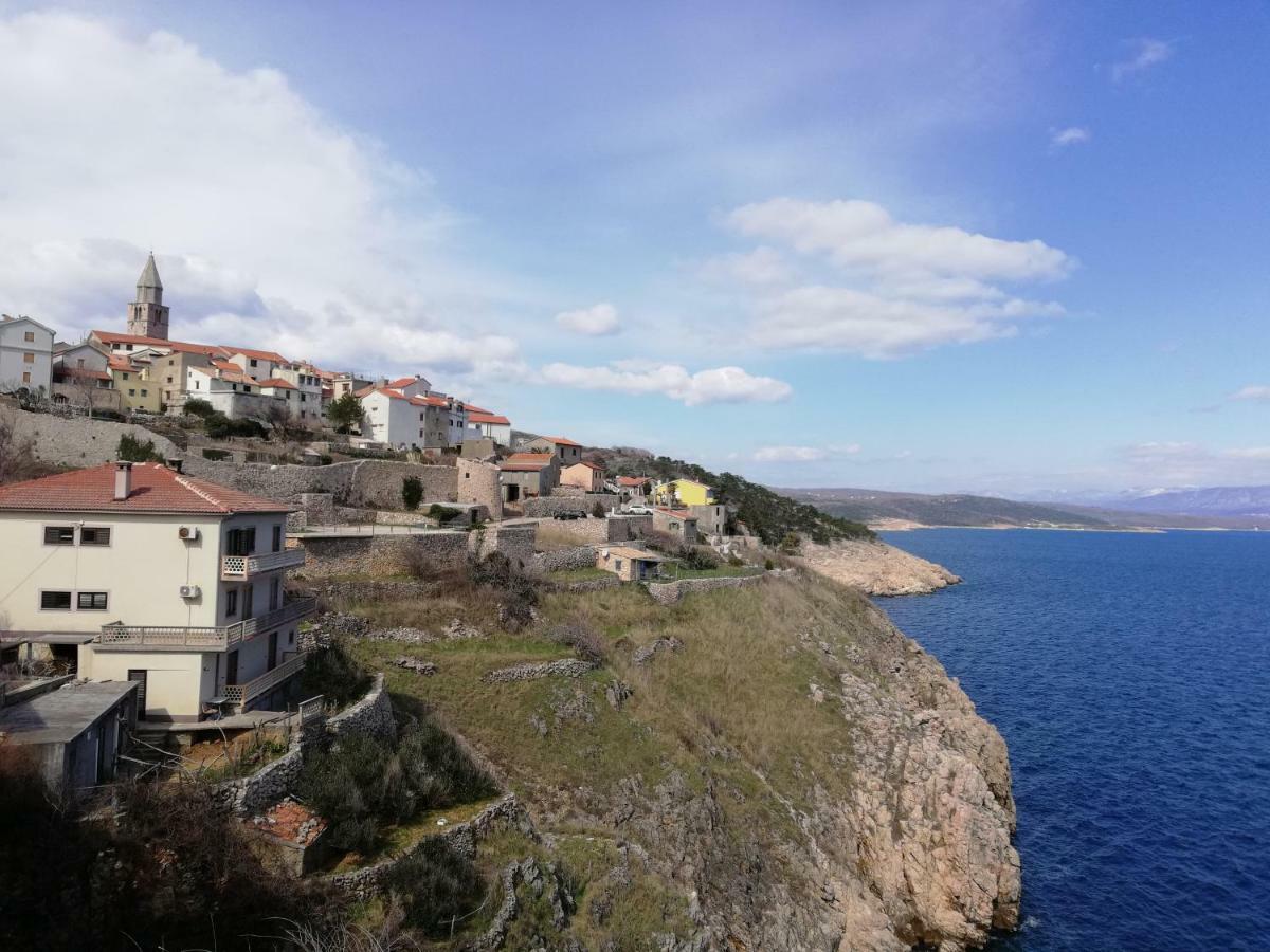 Apartment Vrbenka Vrbnik Luaran gambar